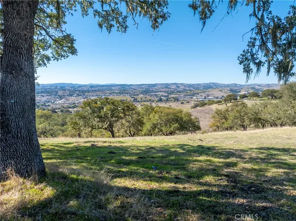 2264 Lake Ysabel Rd, Templeton, CA 93465