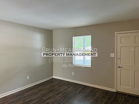 3rd image of 5540 N Broadway St APT 17