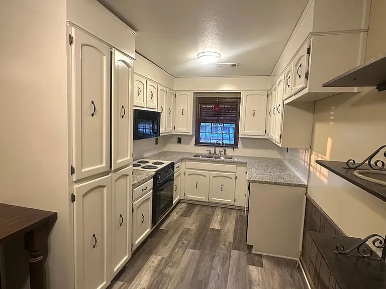 5107 Briarcliff Dr — Photo 3