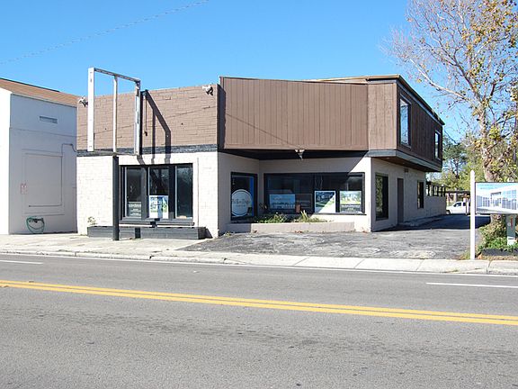 3rd image of 1019 W Fairbanks Ave