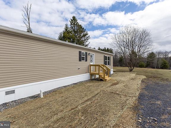 3rd image of 144 Gorton Rd