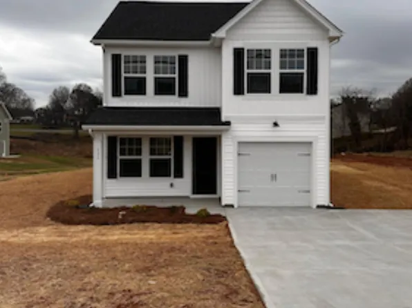 551 Monroe St, Statesville, NC 28677