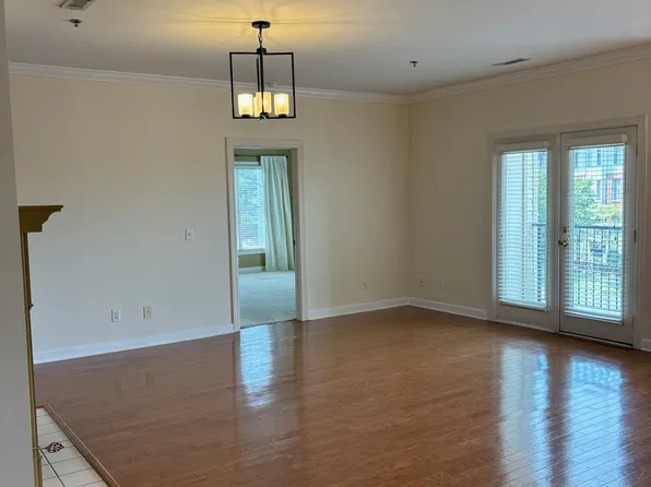 116 31st Ave N APT 301, Nashville, TN 37203