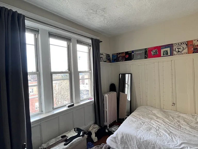 37 Queensberry St #17 — Photo 6