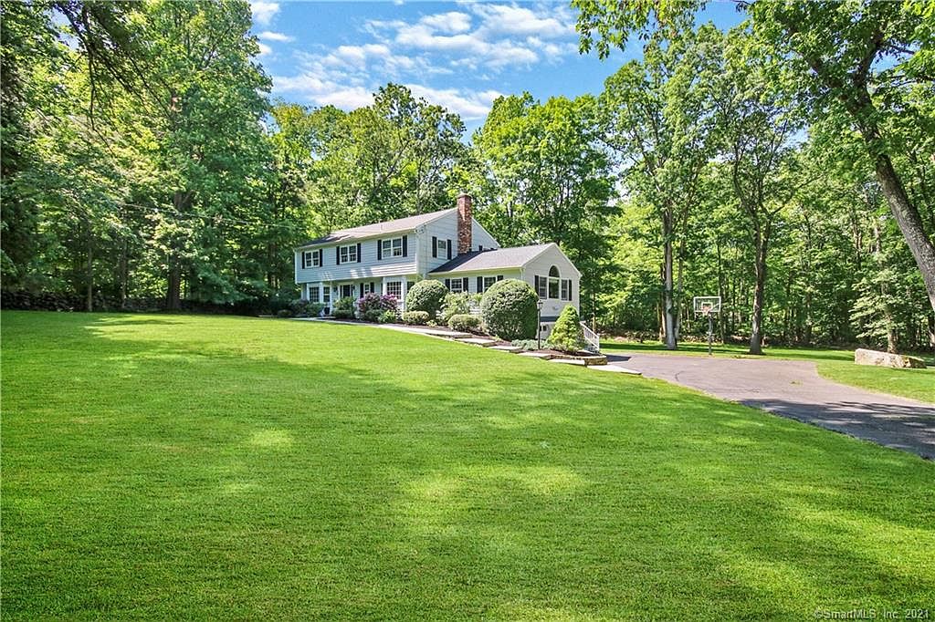 10 Adams Way, Weston, CT 06883 Zillow