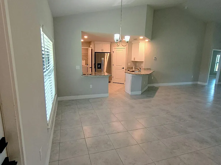 6311 Astoria Ave — Photo 8
