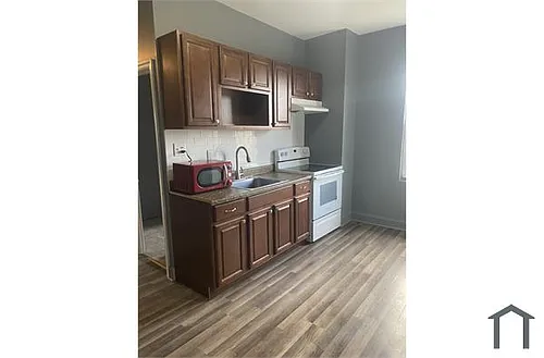 5844 N Park Ave Photo 1