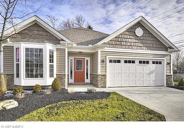 1st image of 13 Bristol Ln