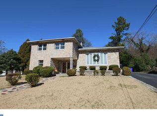 221 Sunnybrook Ave, Elkins Park, PA 19027
