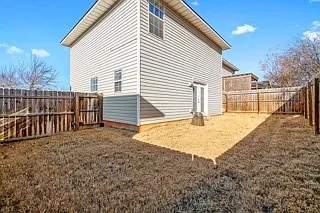 324 Belmont Dr — Photo 12
