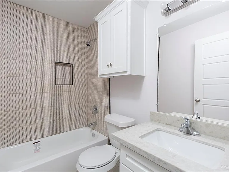 624 N Texas Ave — Photo 16