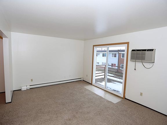 4th image of 2523 7th Ave S APT 16