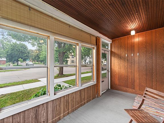 4th image of 842 Randolph Ave