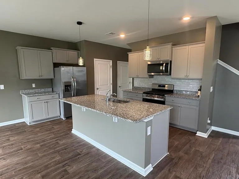 742 Ladywood Dr — Photo 11