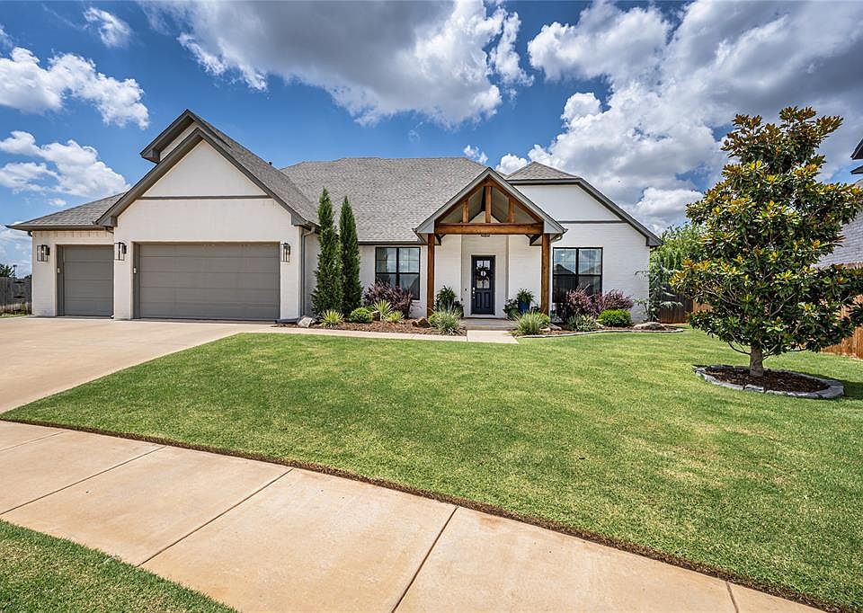 1st image of 15901 Windrush Pl