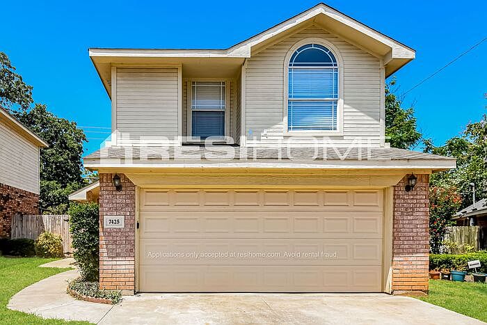 1st image of 7425 Arbor Park Dr