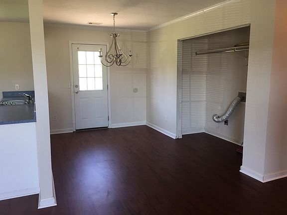 4th image of 5018 Scotch Pine Ave
