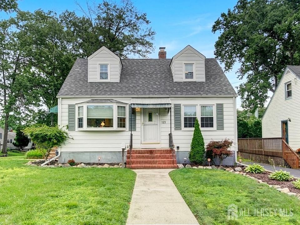 1st image of 123 Lake View Blvd