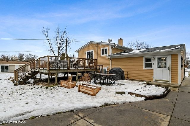2nd image of 36440 N Edgewood Dr