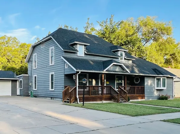 405 N Locust St, Marion, KS 66861