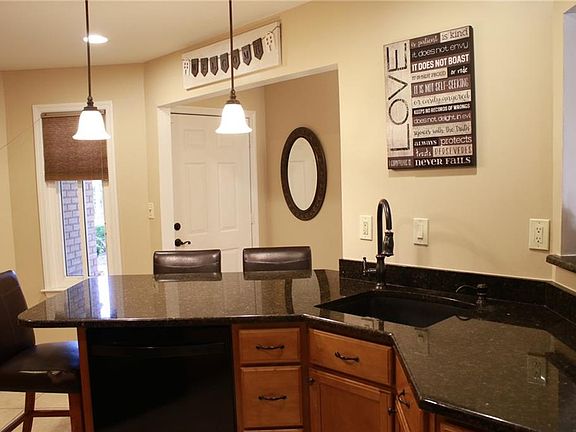 4th image of 111 Nathan Dr #111