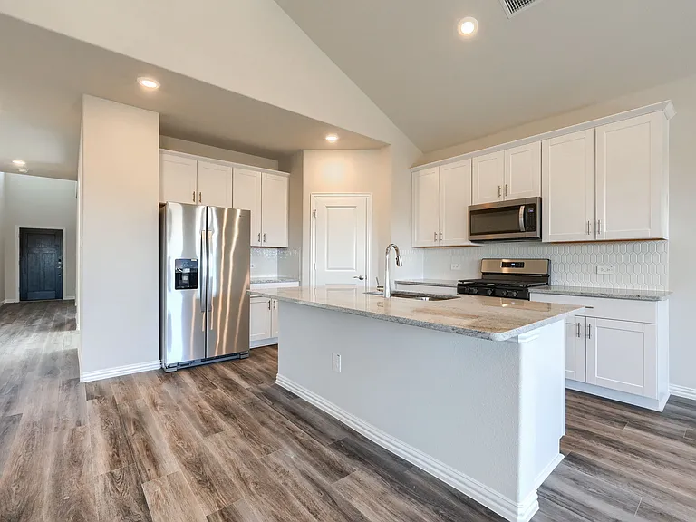 906 Jennie St — Photo 30