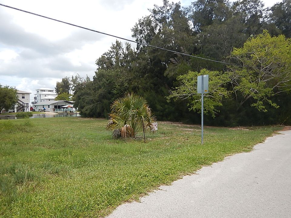 2nd image of 6800 Seaview Blvd