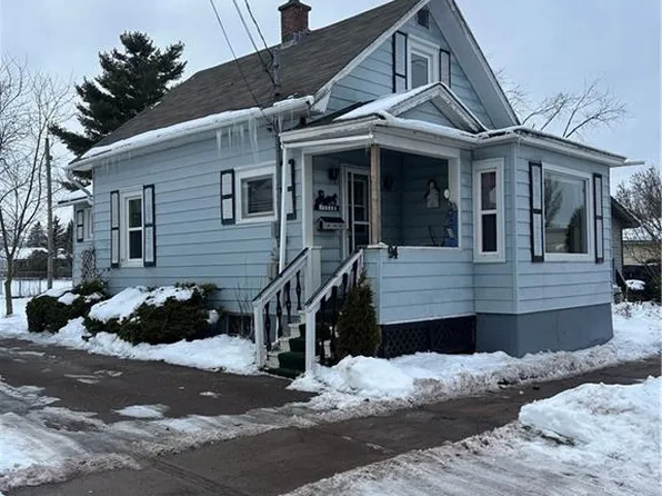 94 Cedar St, Moncton, NB E1C 7L4