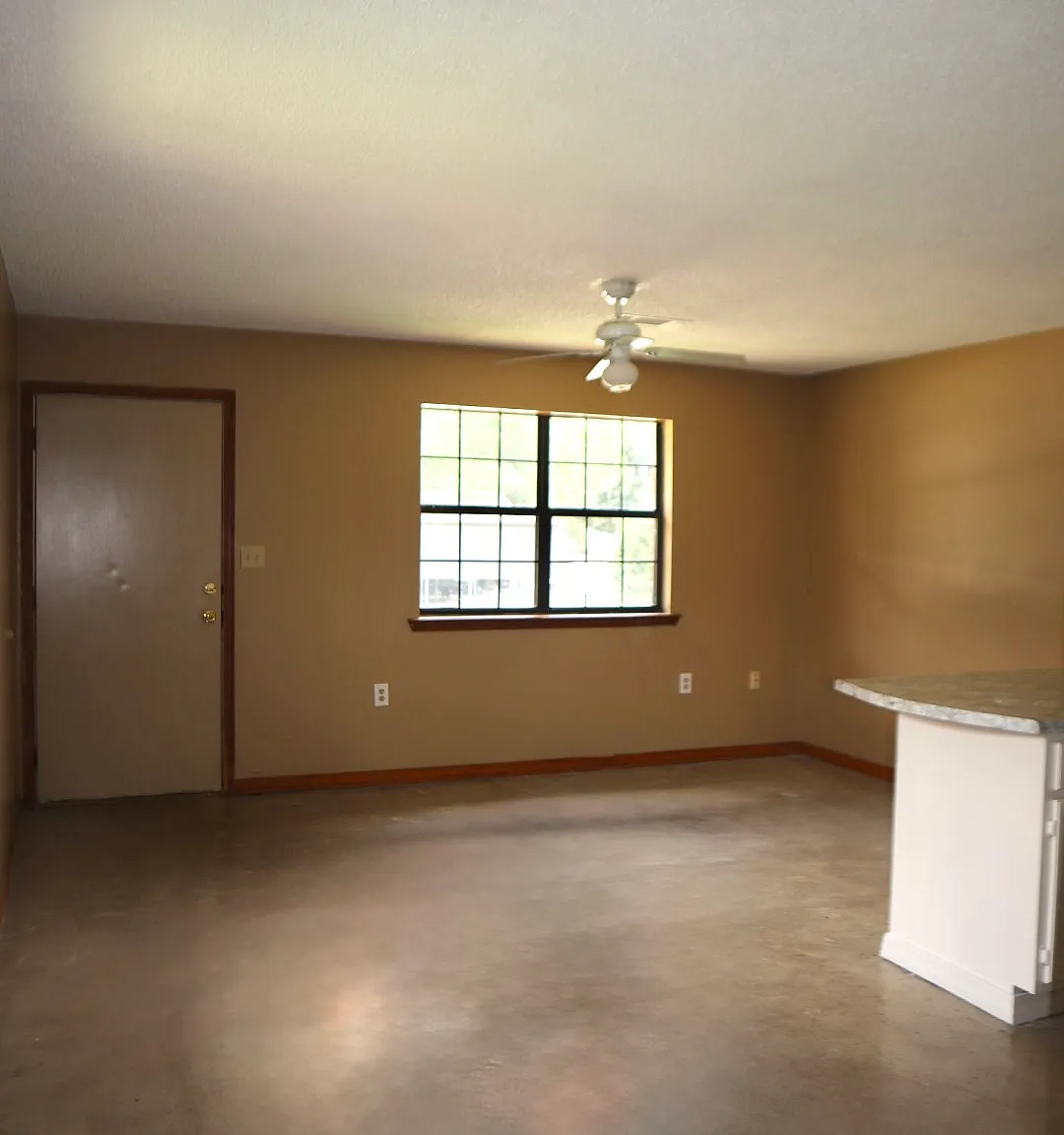 2 bed, 850 sqft, $850 — Photo 4
