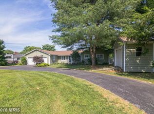 40485 Beach Dr, Mechanicsville, MD 20659