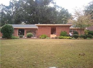 1205 Iola Rd, Ocean Springs, MS 39564