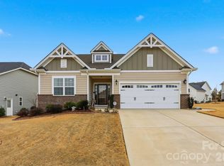 1157 Overlake Dr, Belmont, NC 28012