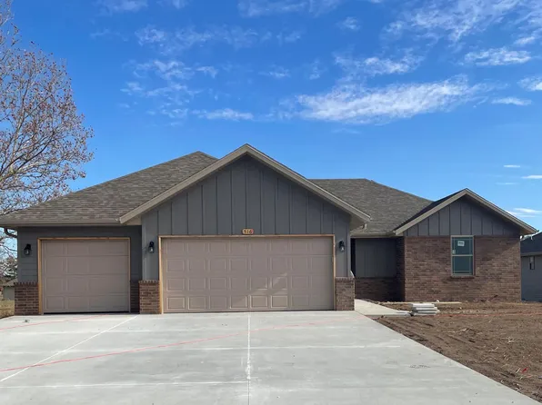 516 N Stella Court, Willard, MO 65781