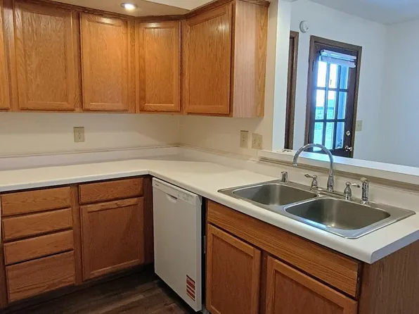 The Brookfield Hills Townhomes