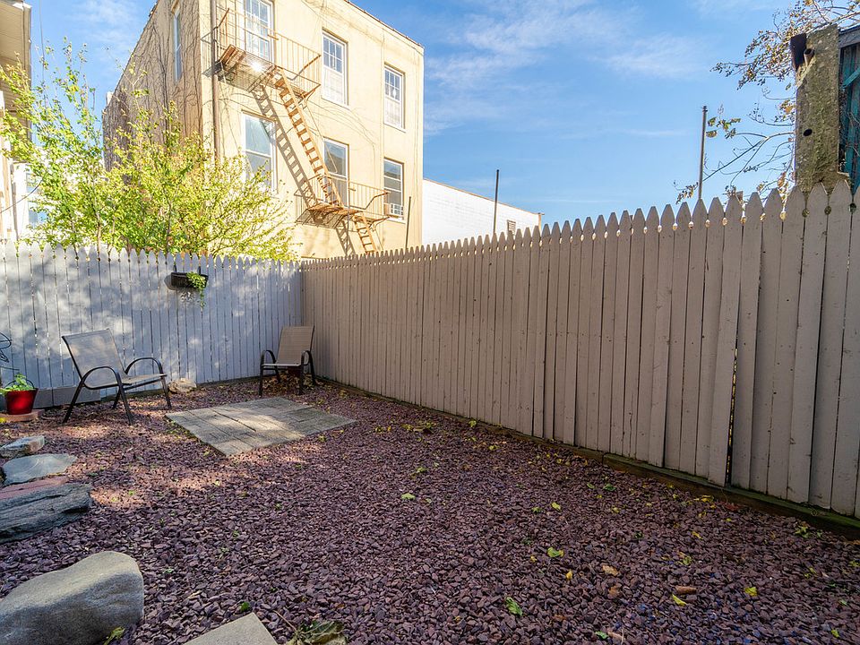 1st image of 20-09 38th St #G