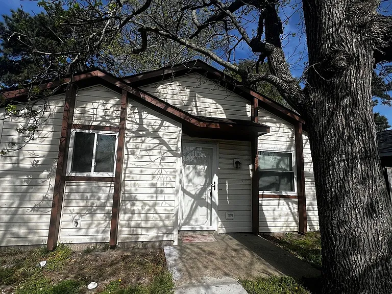 3830 Sugar Creek Cir — Photo 2