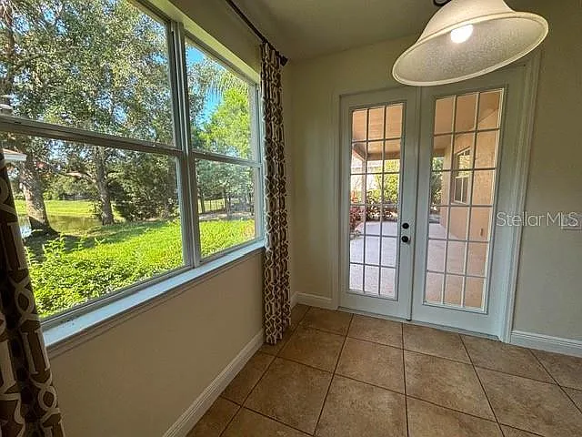 11844 Chateaubriand Ave — Photo 15