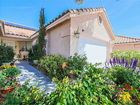 4th image of 3924 Laurel Brook Dr