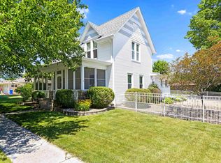 501 W Butternut St, Elmwood, IL 61529
