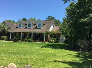 76 Laurel Grove Rd, Brunswick, GA 31523