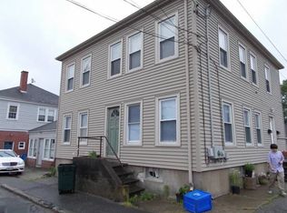 46 Congregational St, Bristol, RI 02809