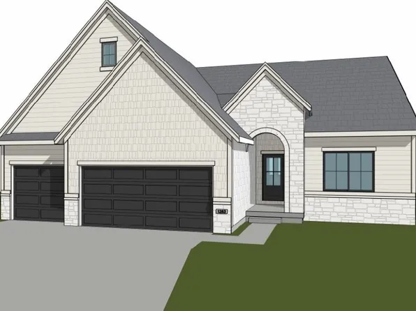 1263 S 92nd St, West Des Moines, IA 50266