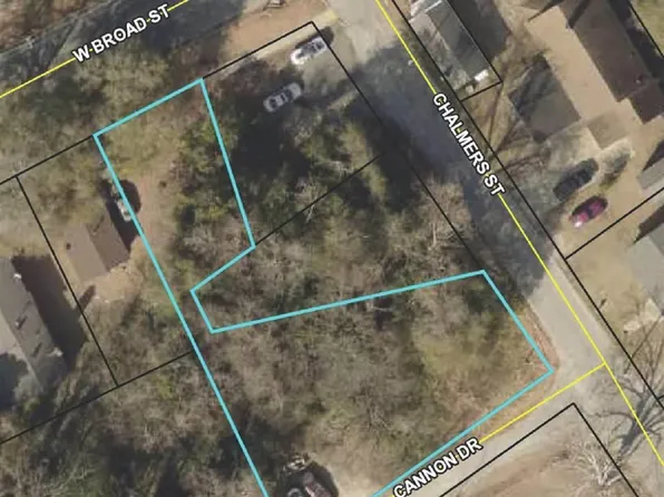 Chalmers St, Darlington, SC 29532