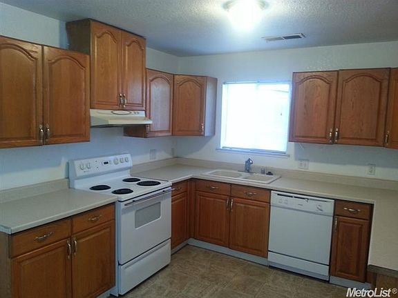 5th image of 6800 Van Maren Ln