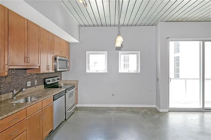 2 bed, 1.5 bath, 1003 sqft, $2,450 — Photo 4