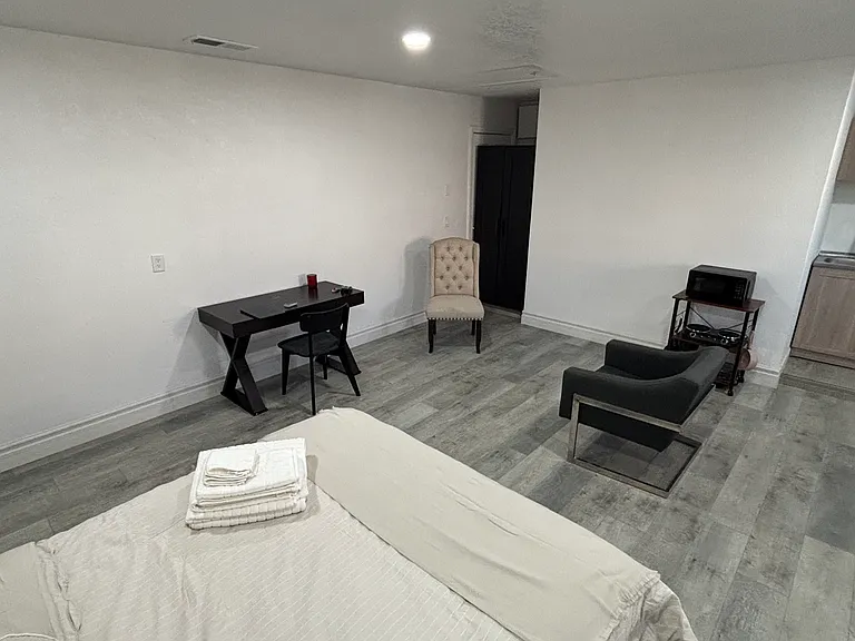 800 Antonio Dr #1 — Photo 2