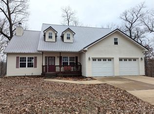 92 Manchester Ln, Camdenton, MO 65020