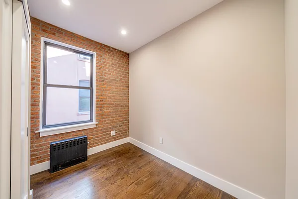 Rented by Douglas Elliman | media 17