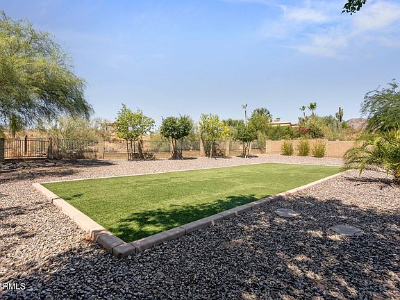 5th image of 3611 E AHWATUKEE Drive