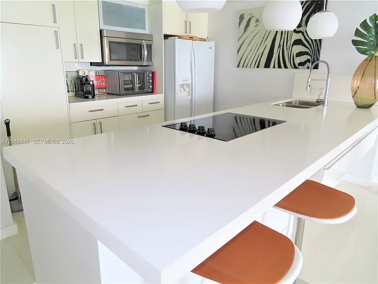 5701 Collins Ave #1703 — Photo 10